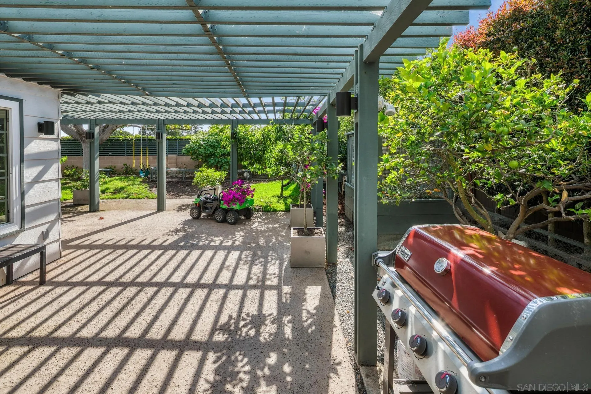 La Jolla, California 92037, United States, 4 Bedrooms Bedrooms, ,3 BathroomsBathrooms,Residential,Active,142714