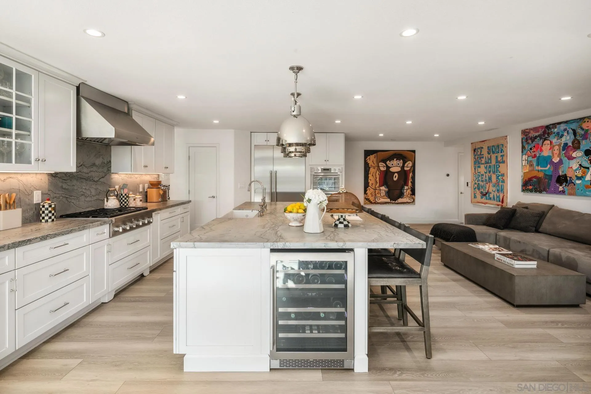 La Jolla, California 92037, United States, 4 Bedrooms Bedrooms, ,3 BathroomsBathrooms,Residential,Active,142714