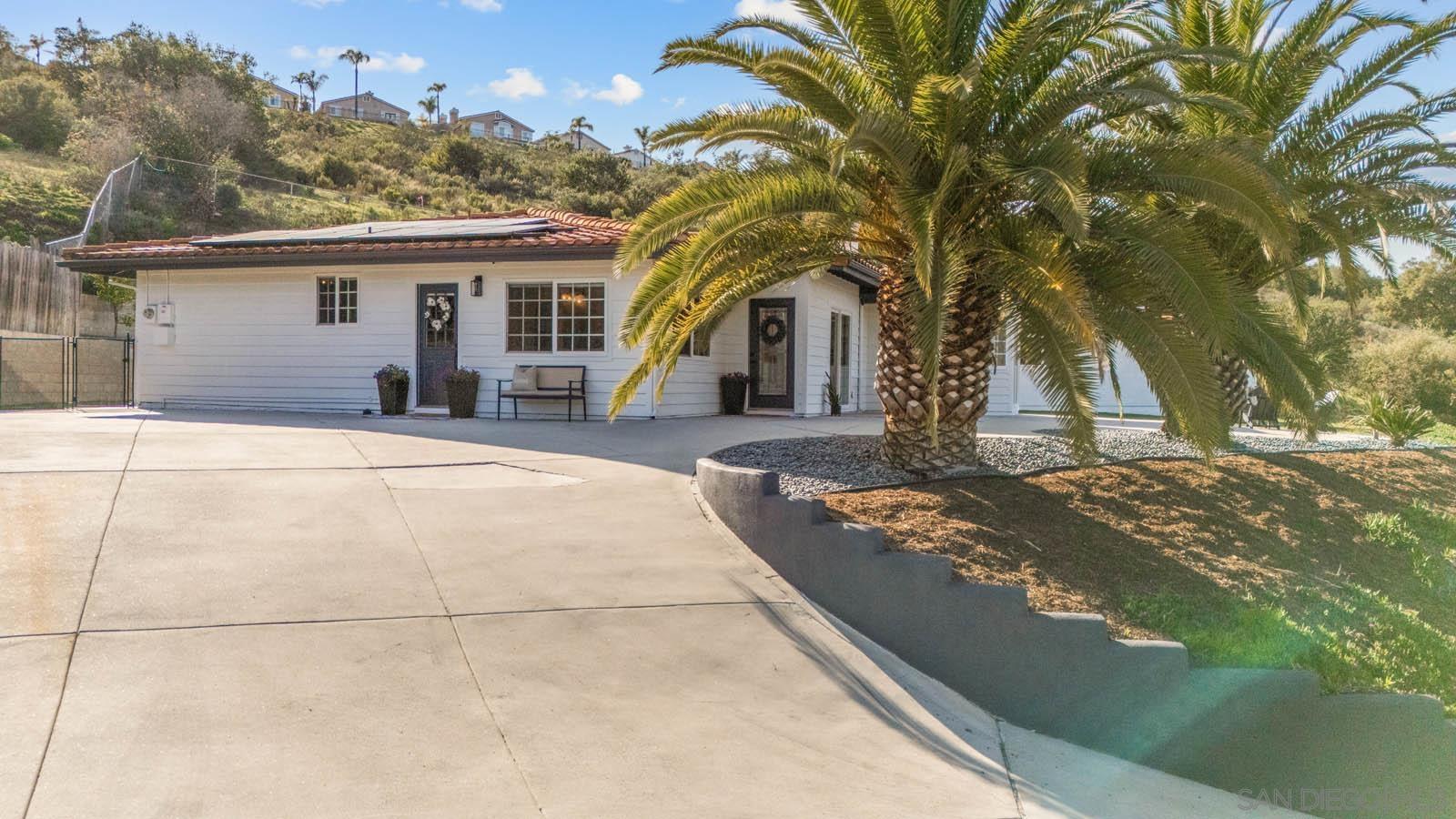 12132 Old Pomerado Rd