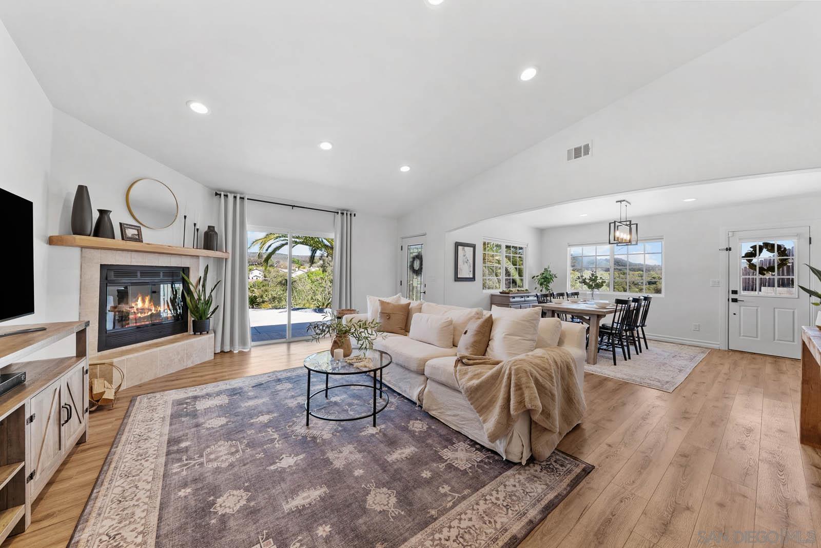 12132 Old Pomerado Rd
