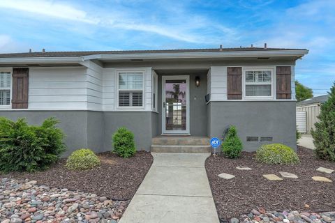 5027  Rodman Ave San Diego CA 92120