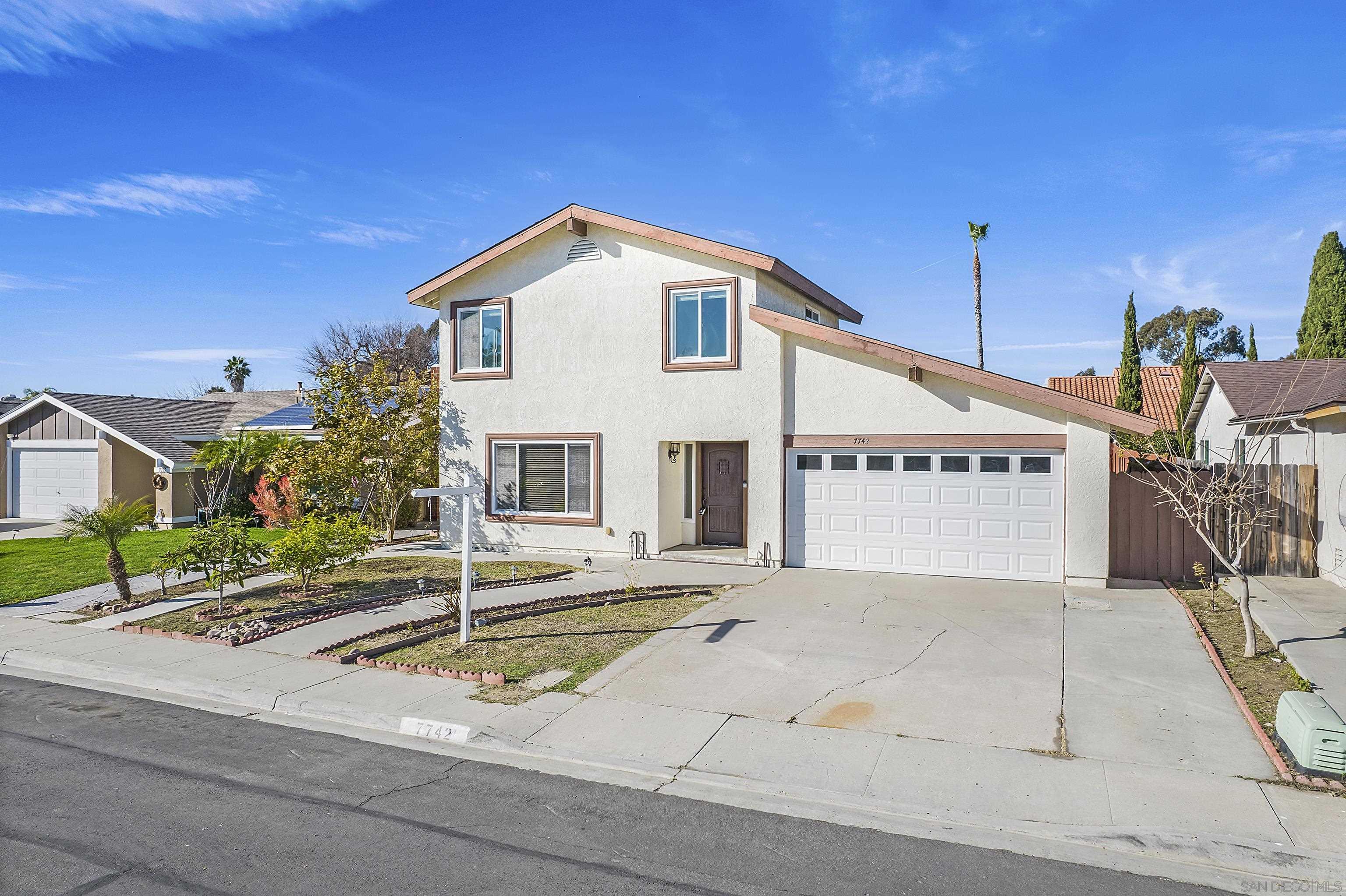 7742 Parma Ln