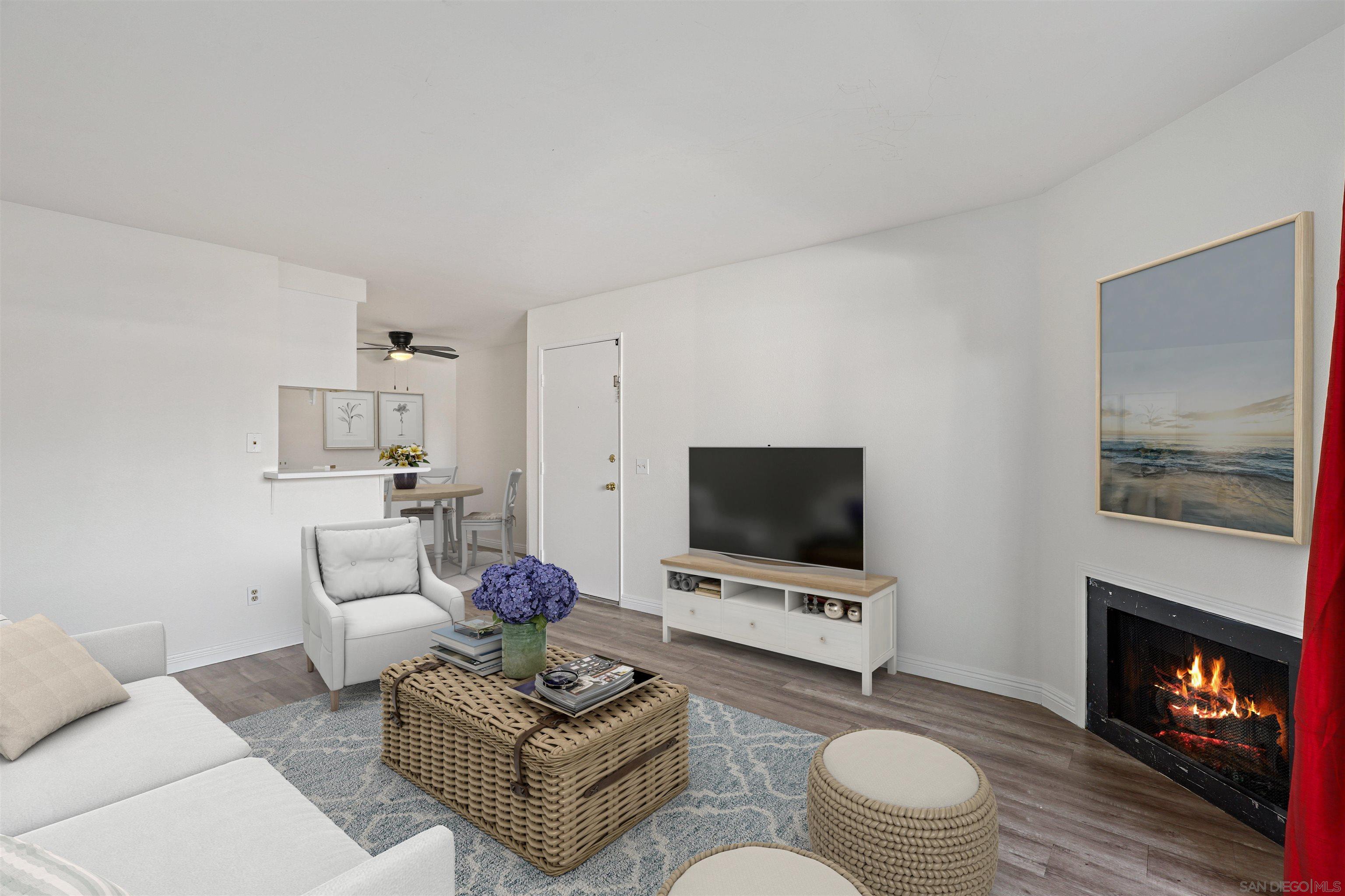 214 Woodland Pkwy 101