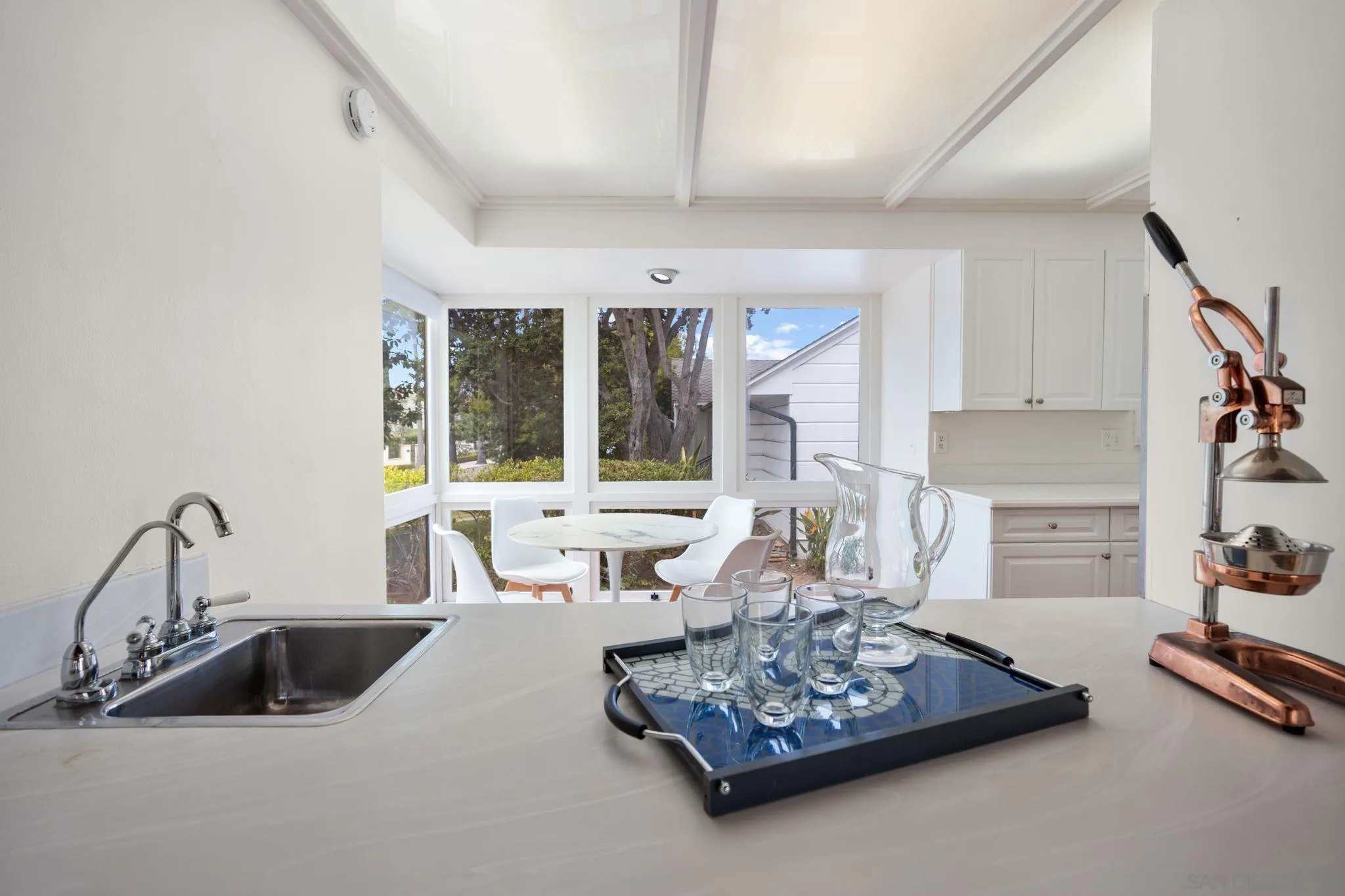 La Jolla, California 92037, United States, 5 Bedrooms Bedrooms, ,5 BathroomsBathrooms,Residential,Pending,161170