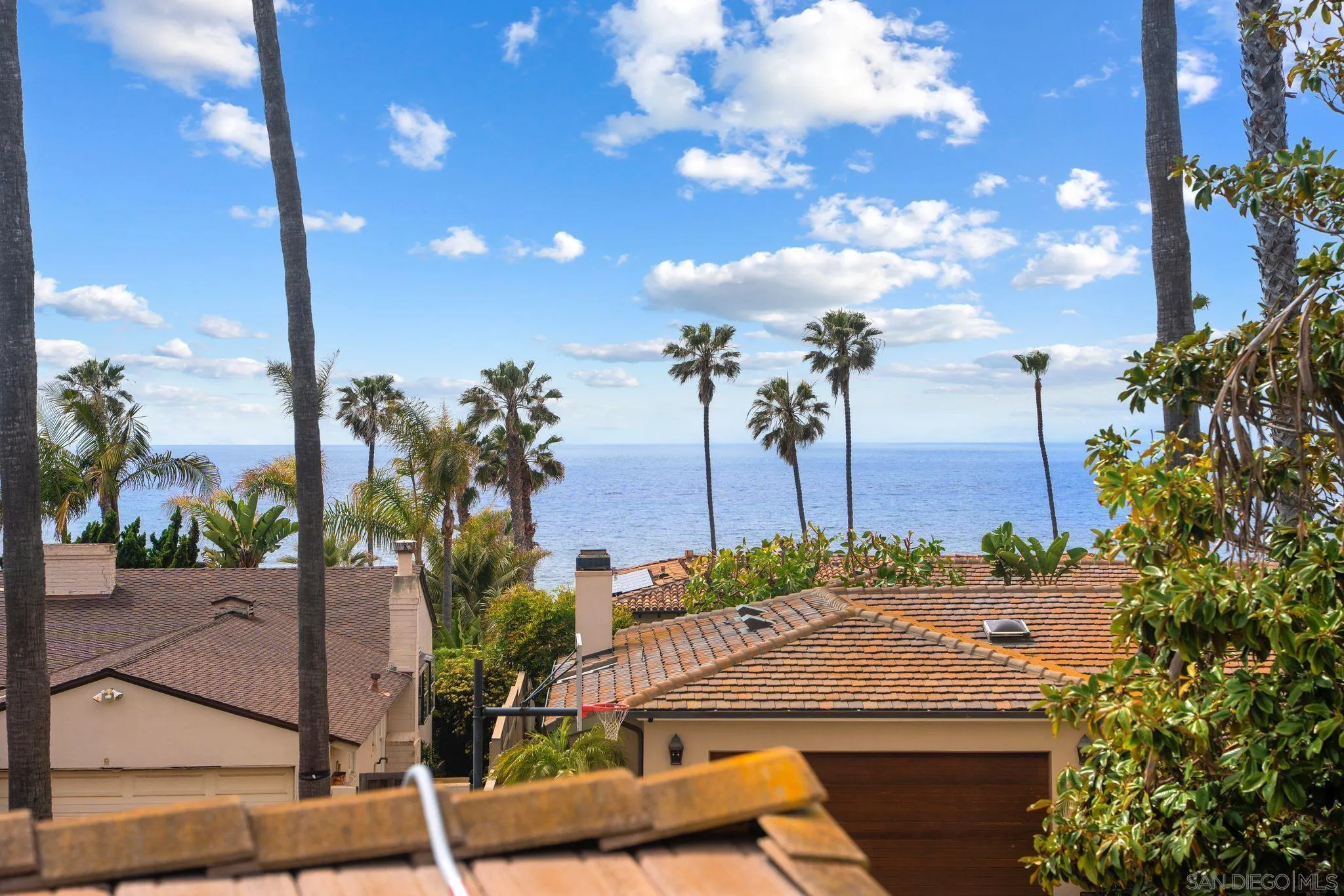 La Jolla, California 92037, United States, 5 Bedrooms Bedrooms, ,5 BathroomsBathrooms,Residential,Pending,161170