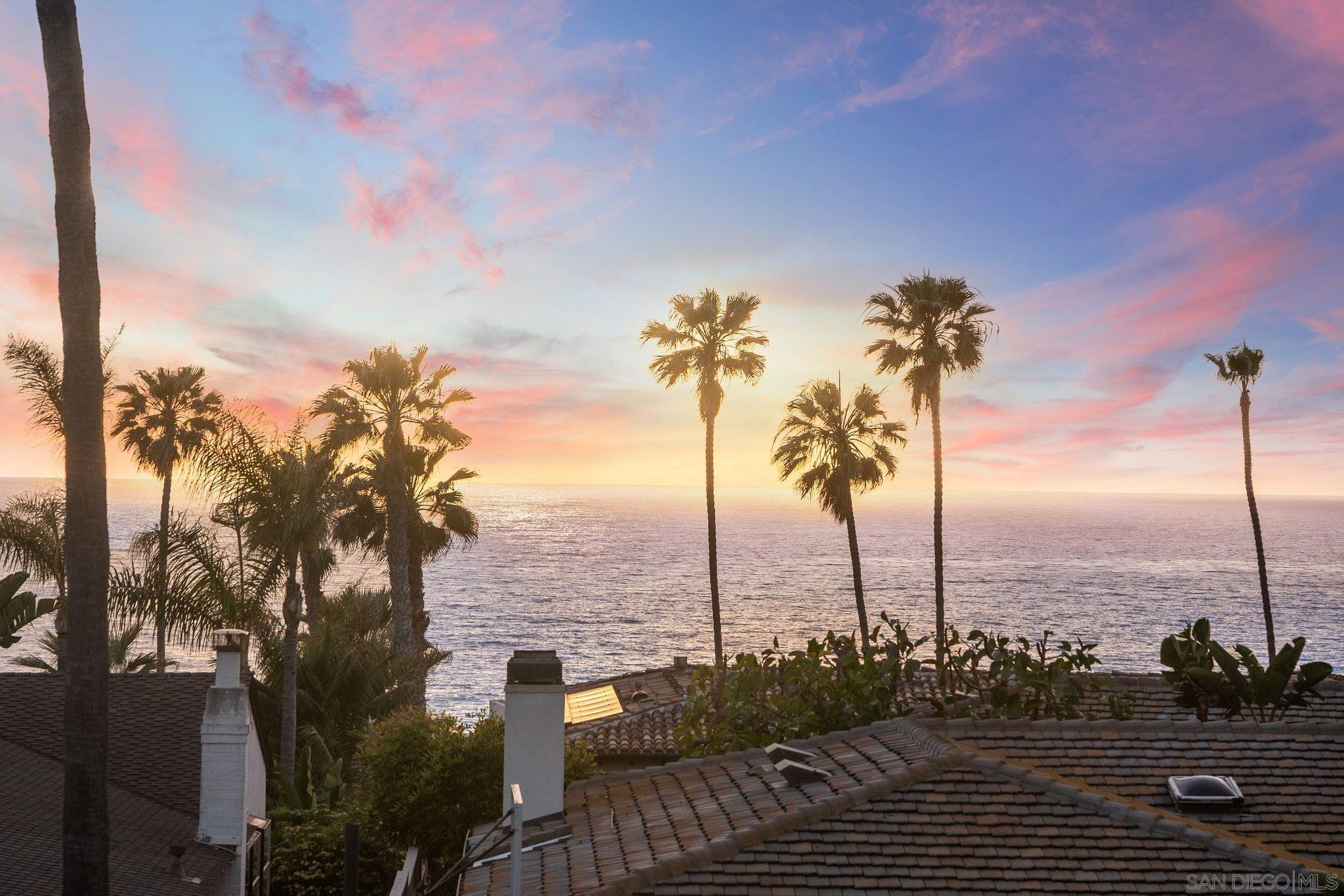 6423 Avenida Cresta