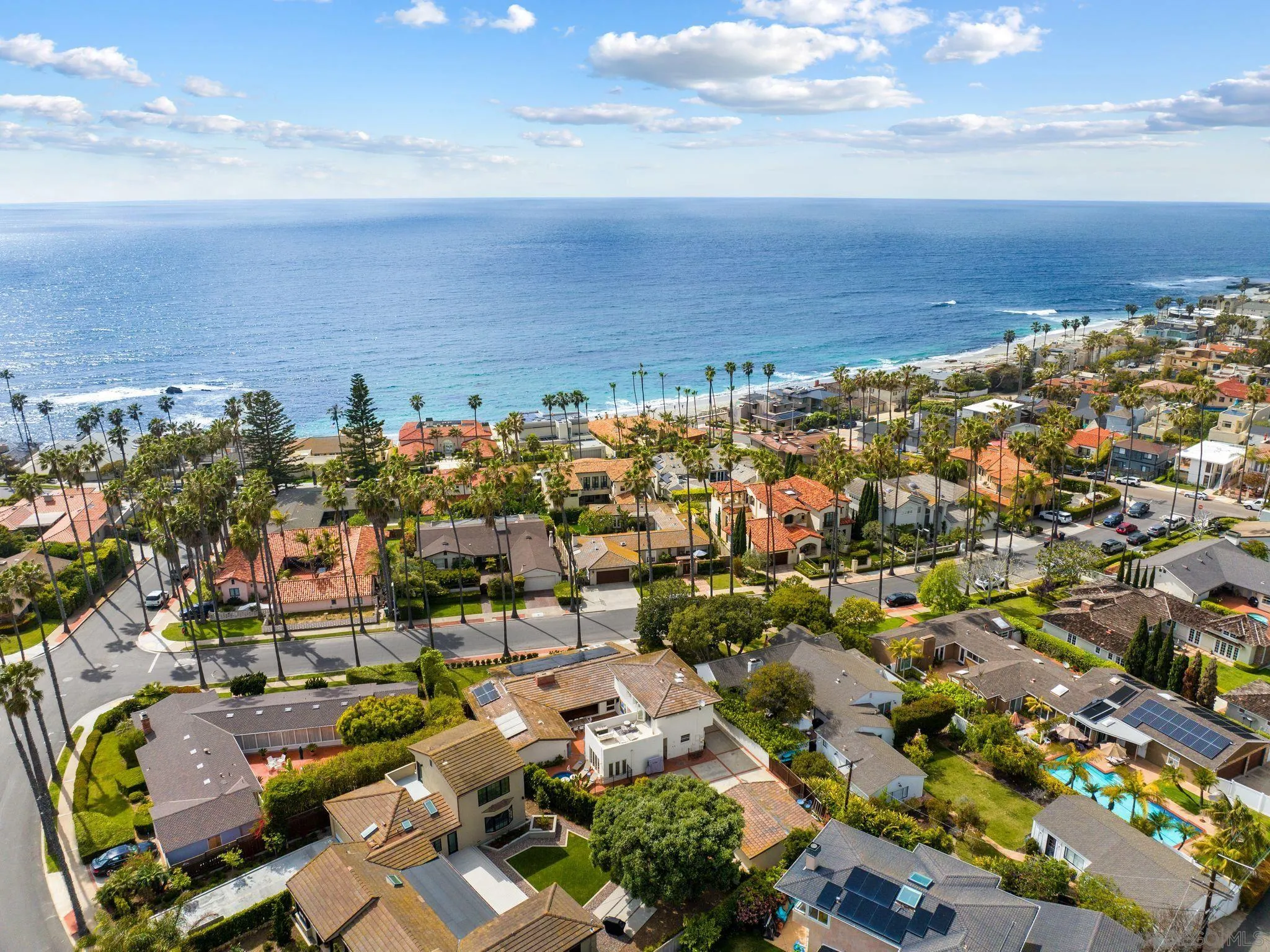 La Jolla, California 92037, United States, 5 Bedrooms Bedrooms, ,5 BathroomsBathrooms,Residential,Pending,161170