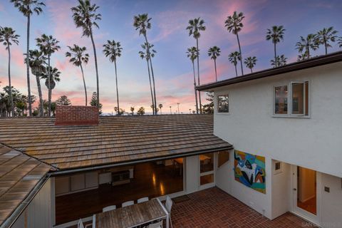6423  Avenida Cresta La Jolla CA 92037