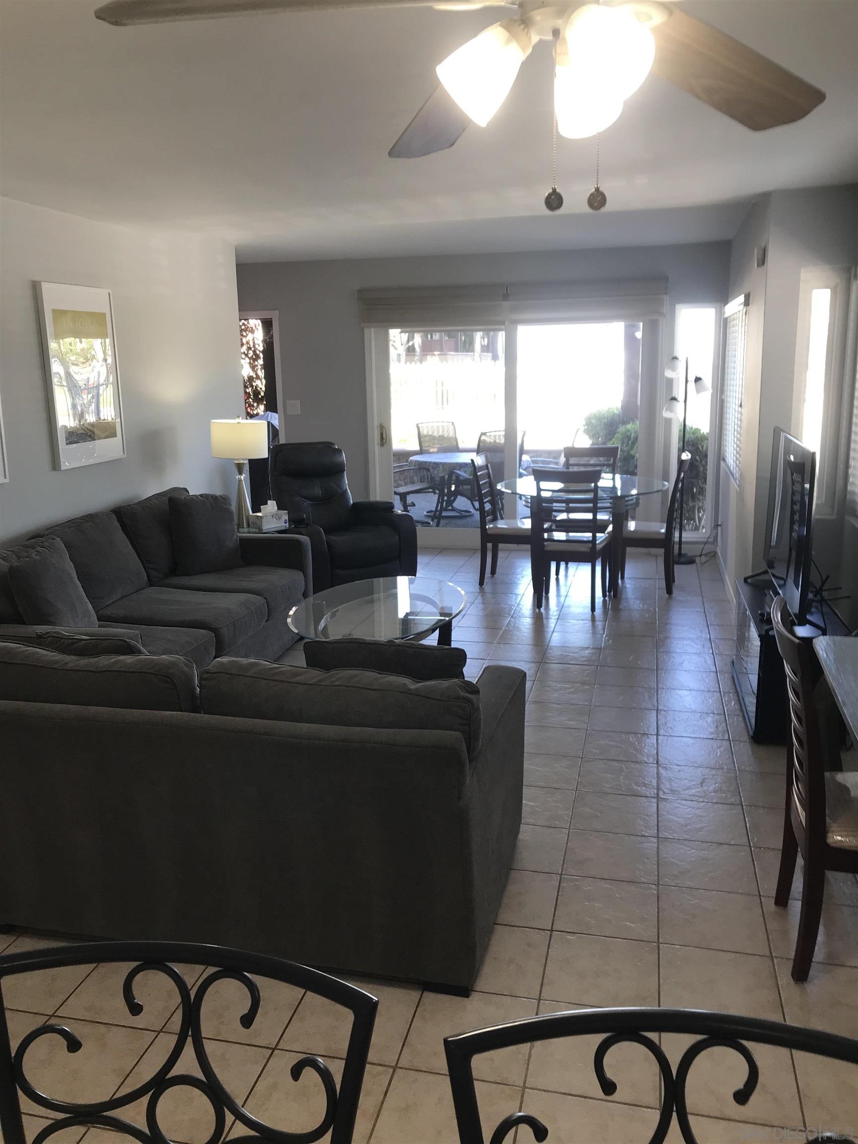 8153 Camino Del Oro