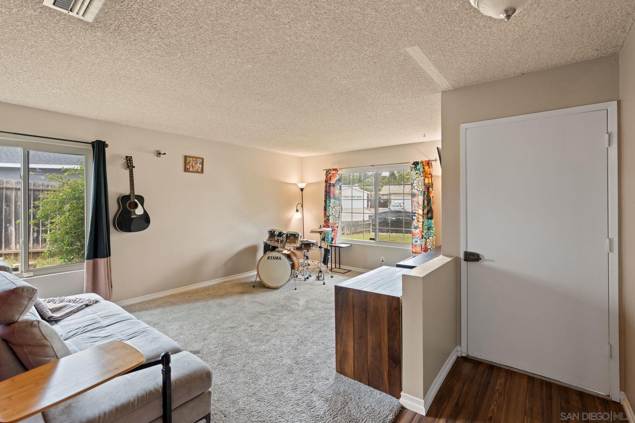 1261 Sorrento Pl