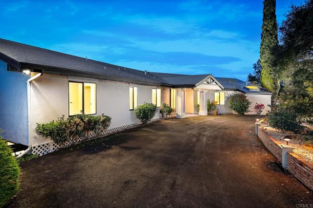 1051 Via Rancho Parkway