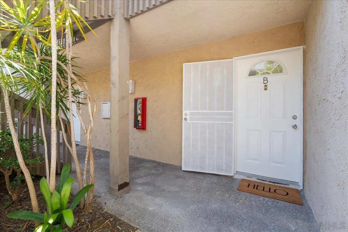 La Jolla, California 92037, United States, 1 Bedroom Bedrooms, ,1 BathroomBathrooms,Residential,Pending,157527