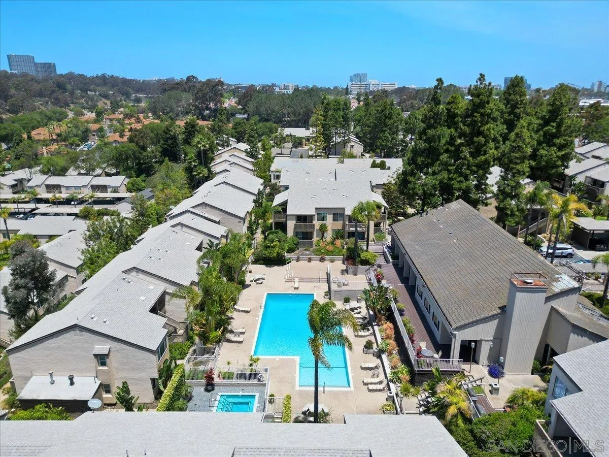 La Jolla, California 92037, United States, 1 Bedroom Bedrooms, ,1 BathroomBathrooms,Residential,Pending,157527