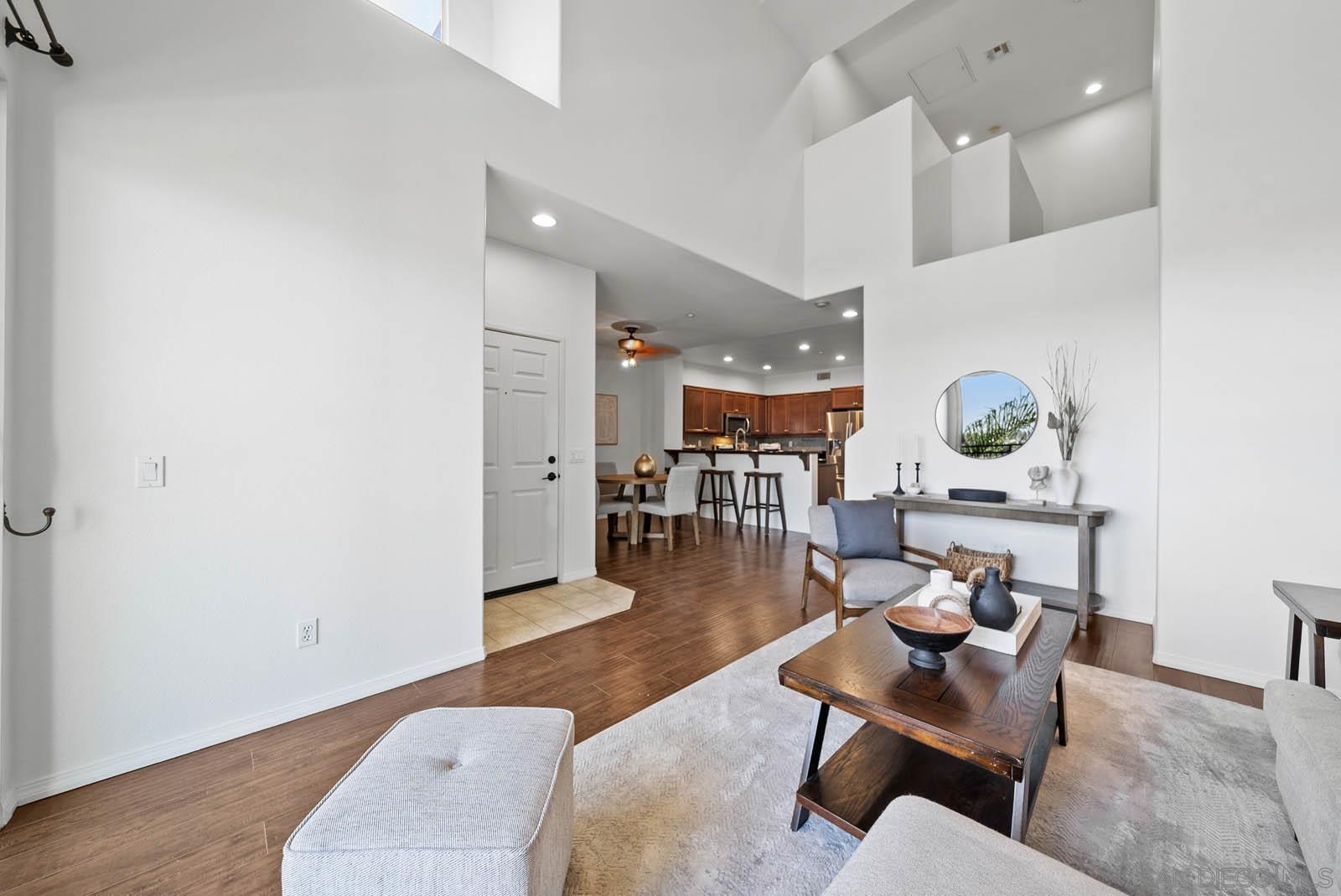5439 Soho View Ter