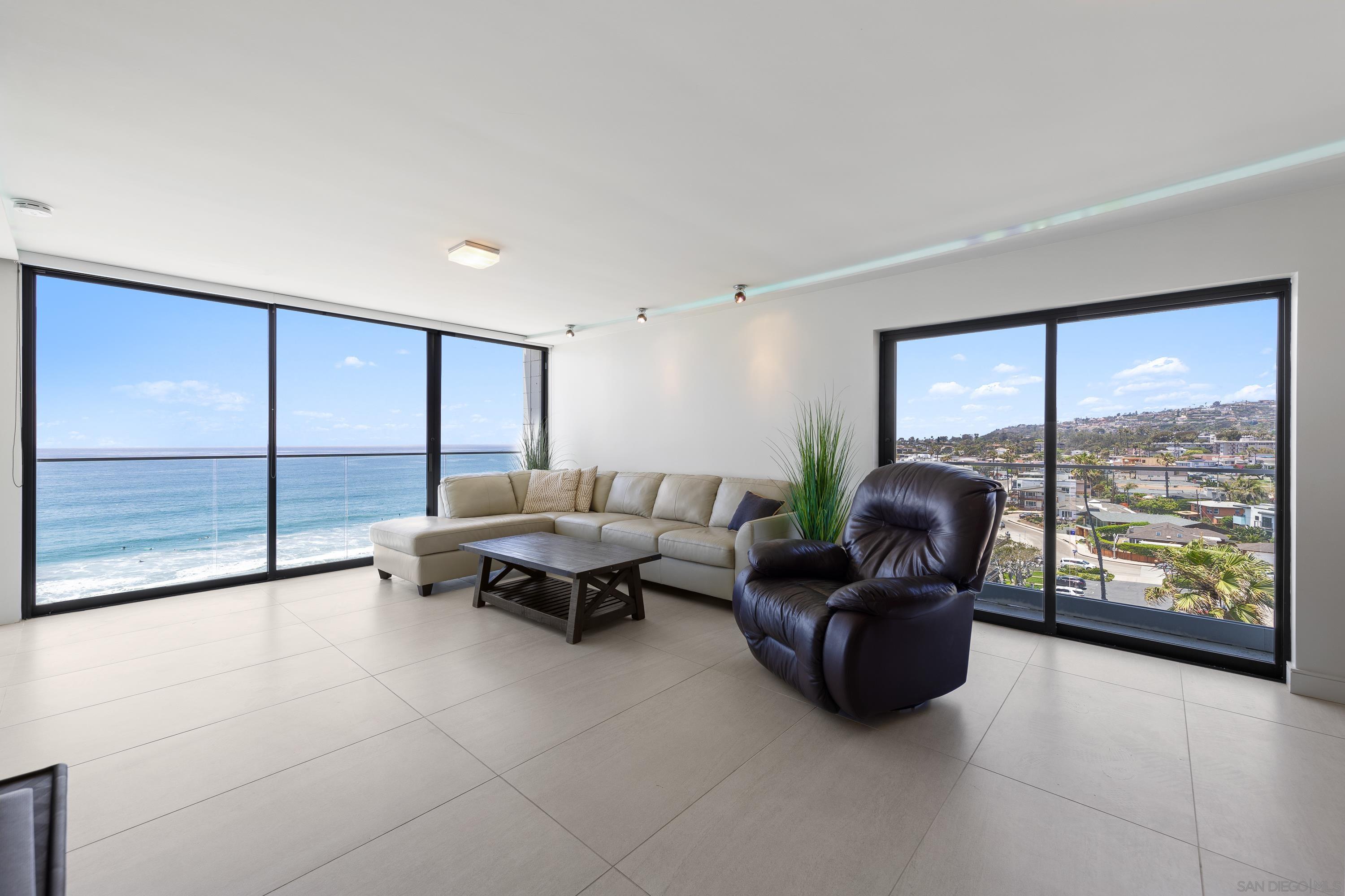 4767 Ocean Blvd 712