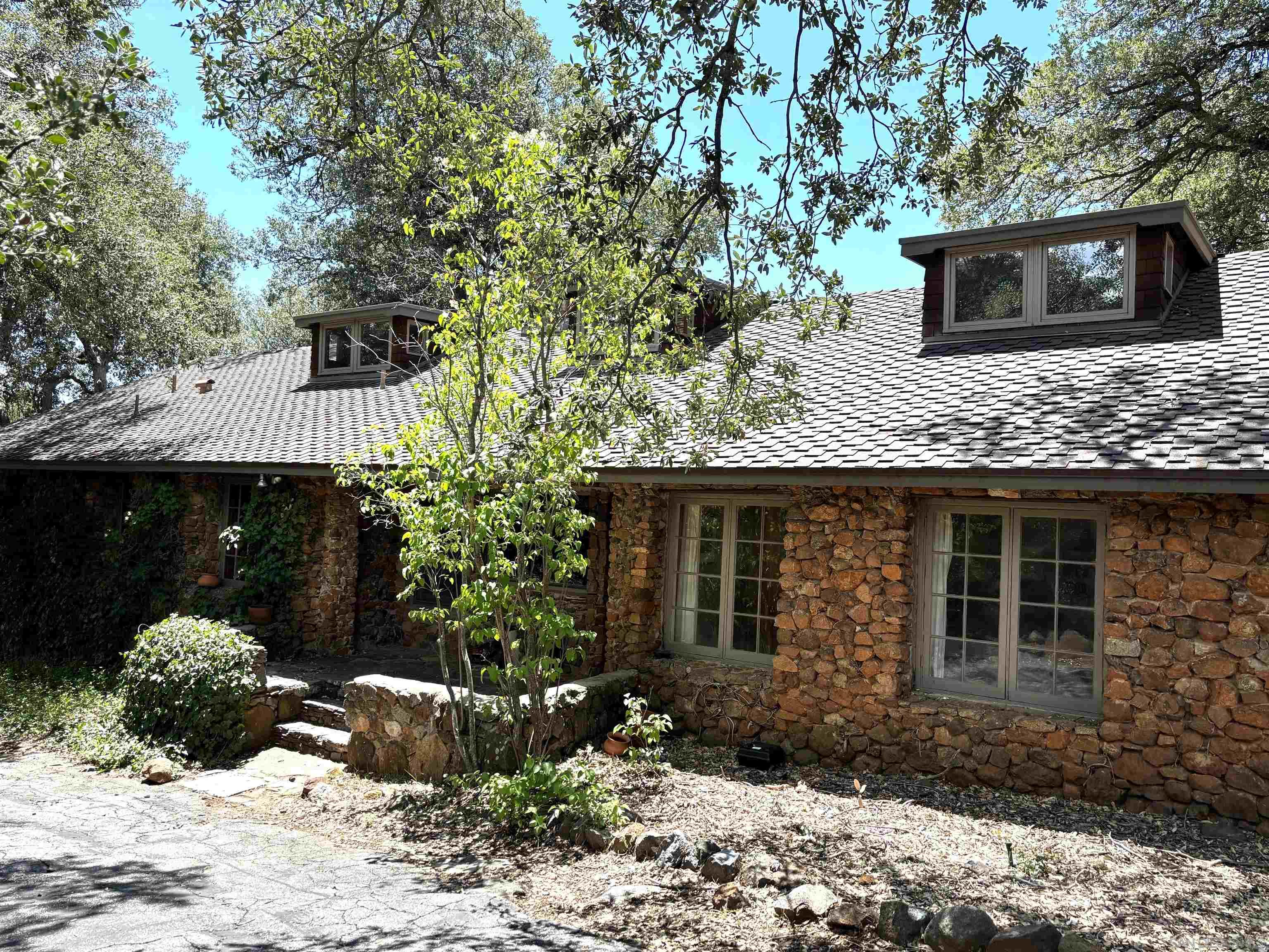 4597  Luneta Drive