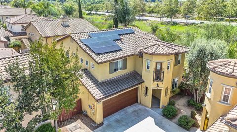9767  Tallus Gln San Diego CA 92127