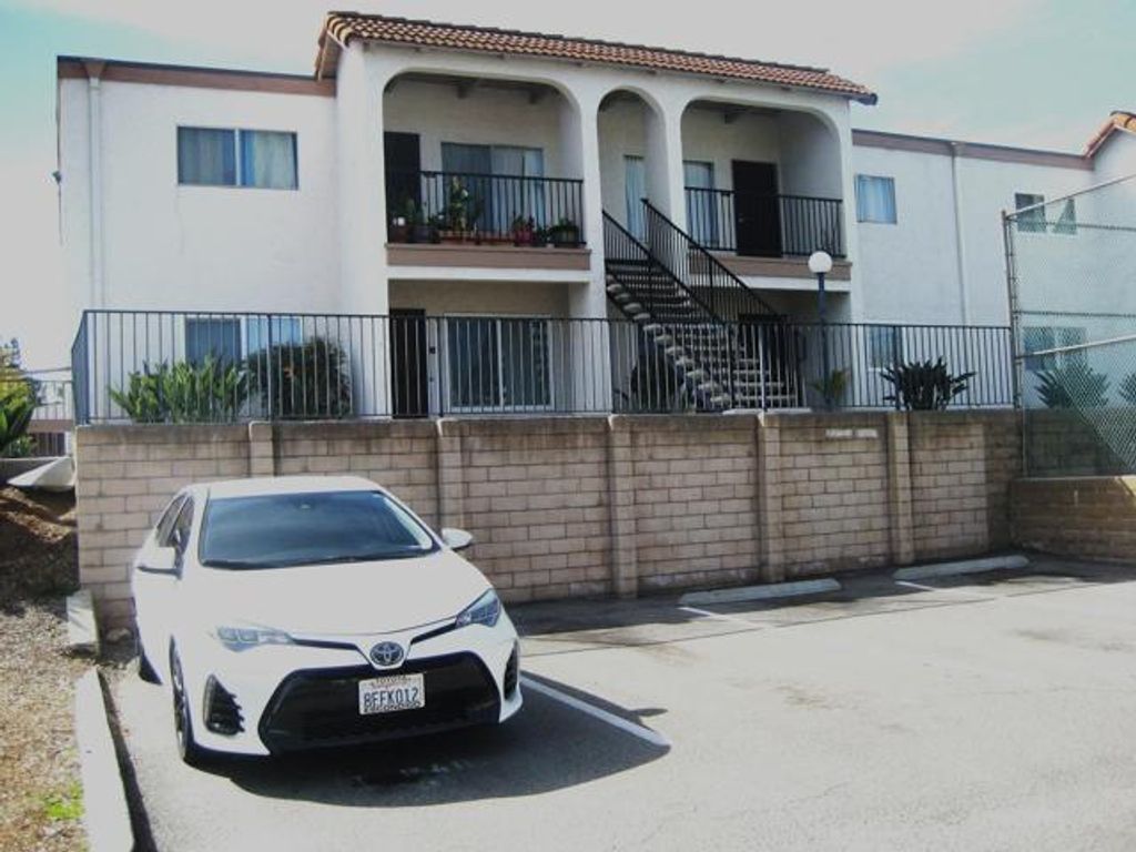listing image 0