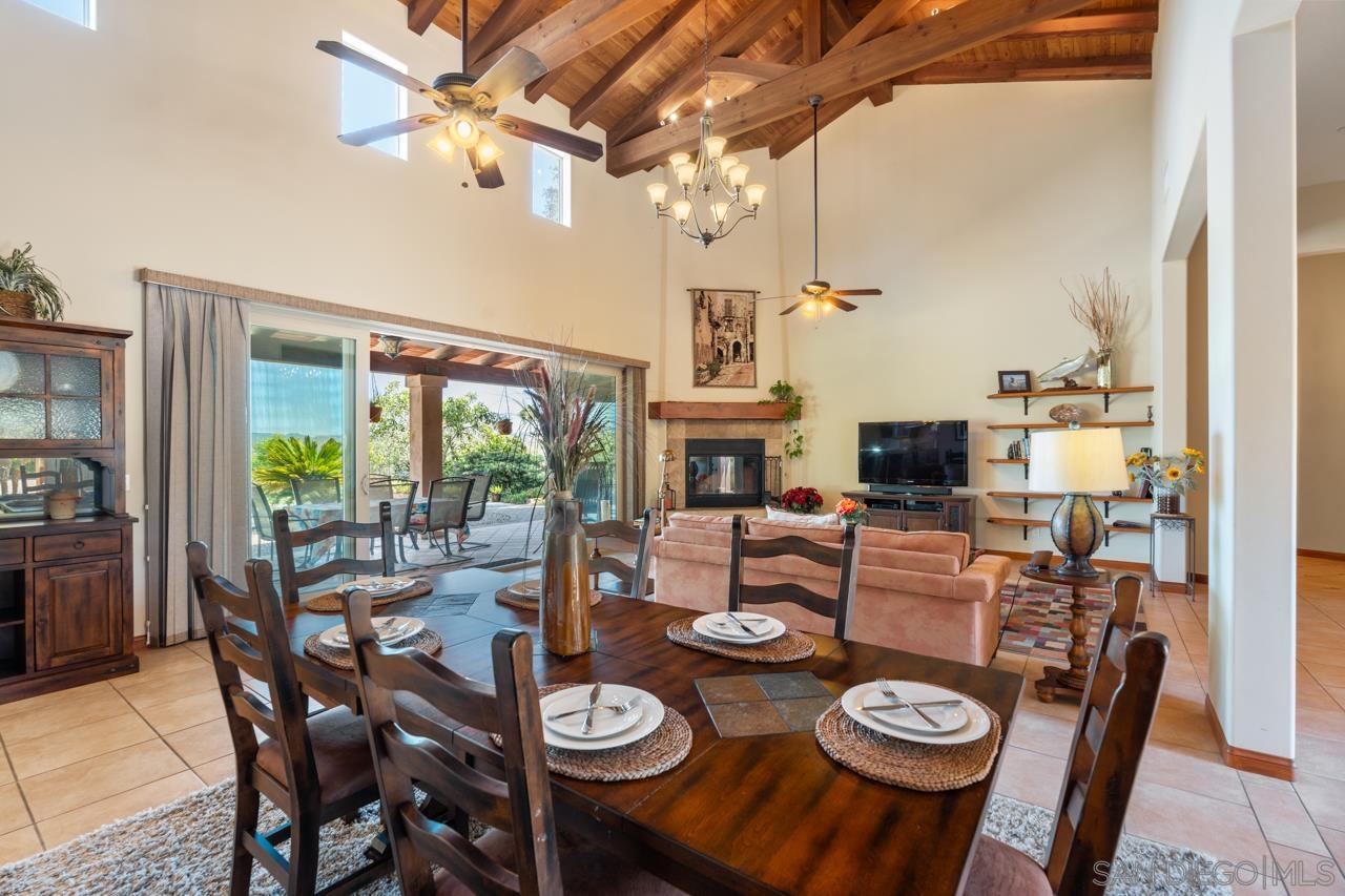 2756 Mountain View