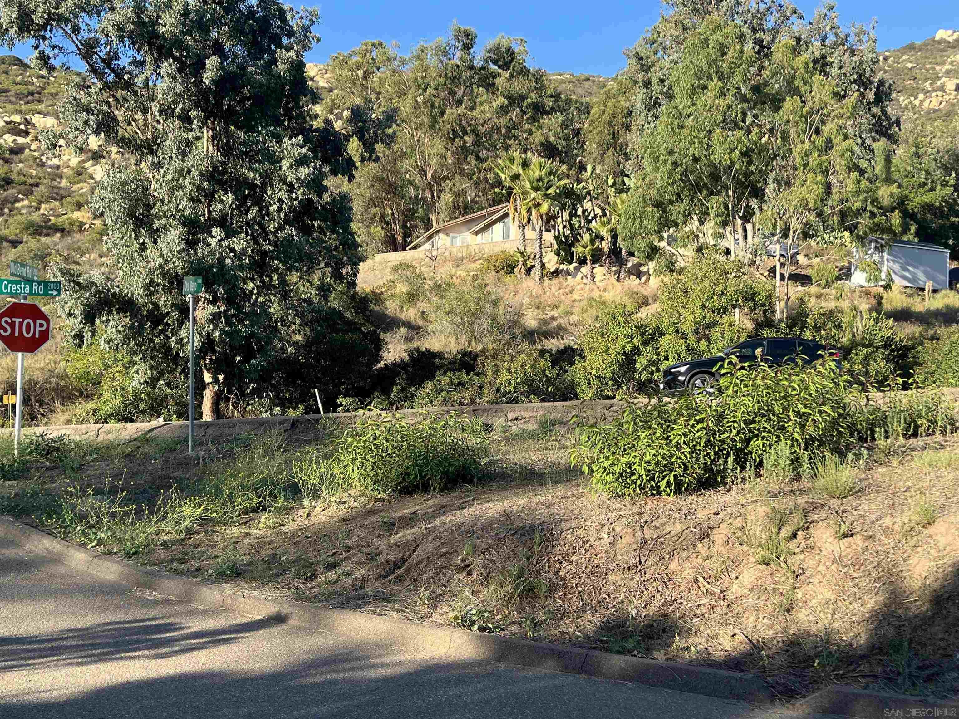 000 La Cresta Rd 2
