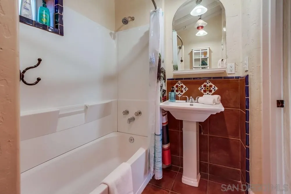 Oceanside, California 92054, United States, 2 Bedrooms Bedrooms, ,1 BathroomBathrooms,Residential,Active,146209