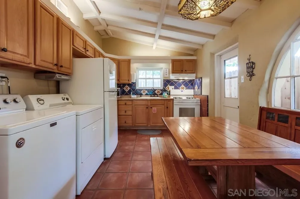 Oceanside, California 92054, United States, 2 Bedrooms Bedrooms, ,1 BathroomBathrooms,Residential,Active,146209