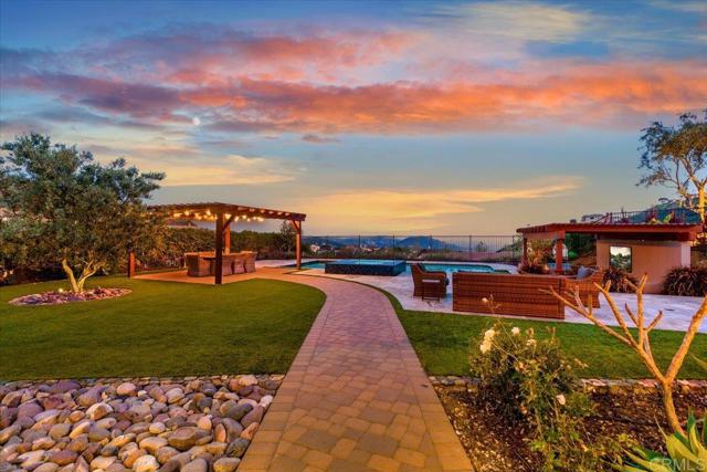 887 Pearl Drive