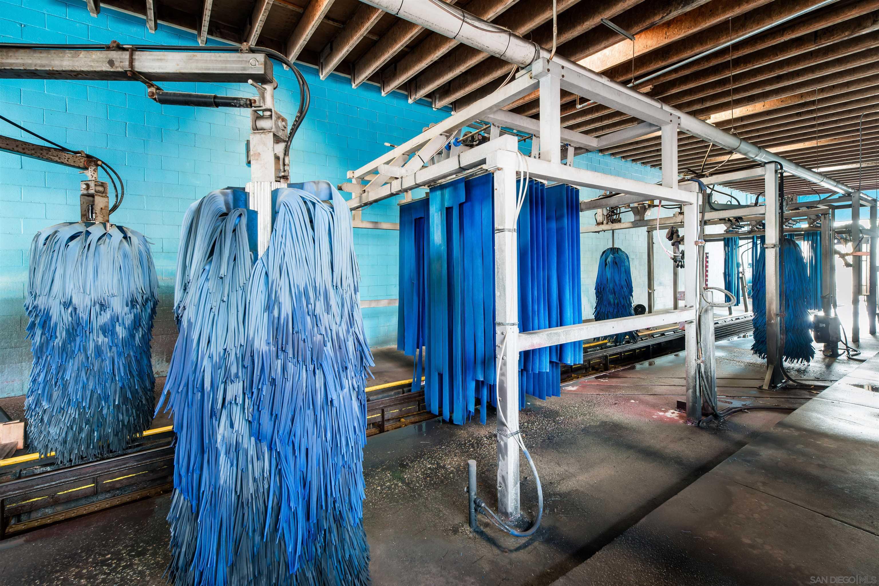 Escondido, California 92025, United States, ,Commercial,Active,66565