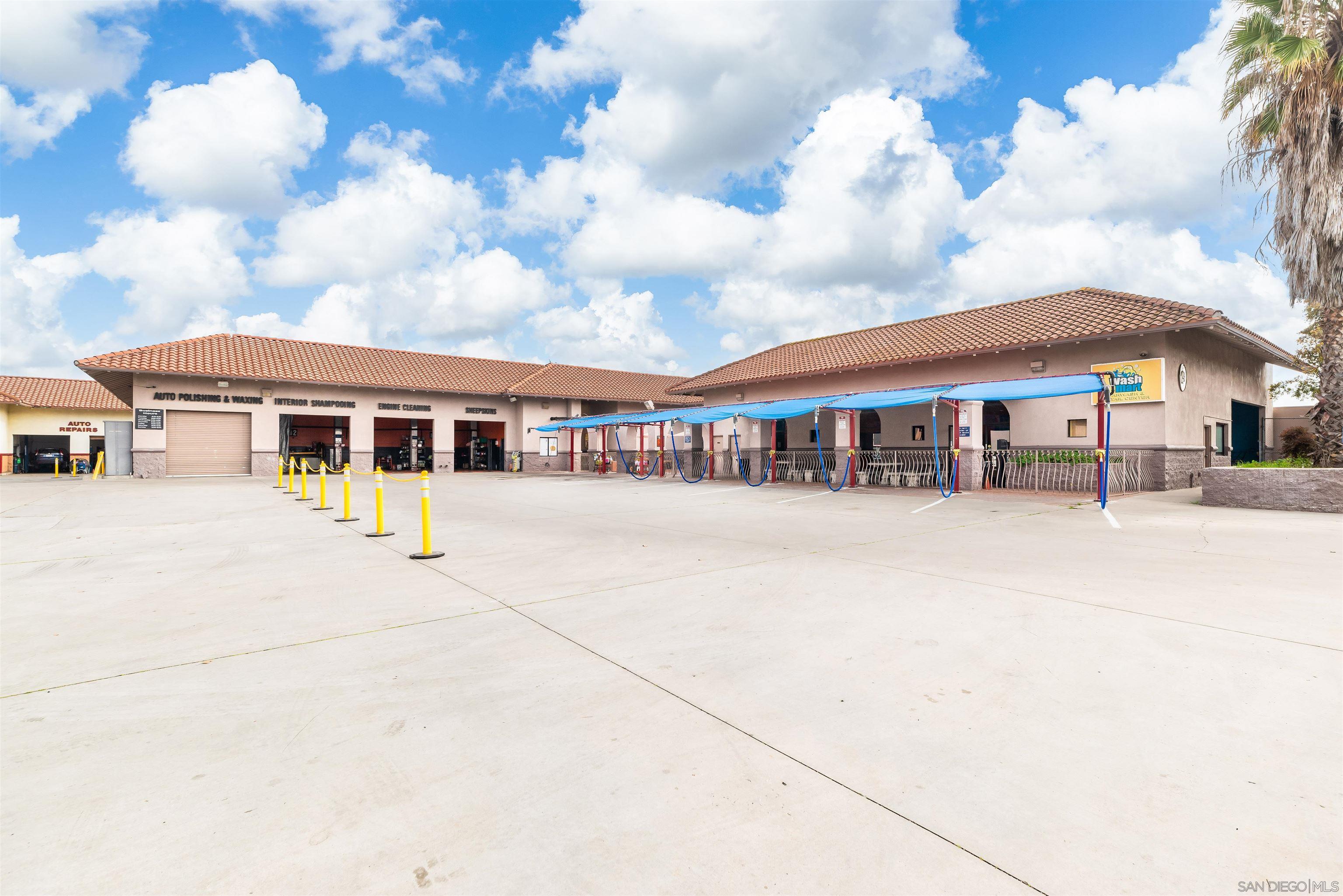 Escondido, California 92025, United States, ,Commercial,Active,66565