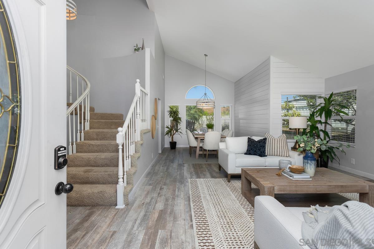 5163 Alamosa Park Dr