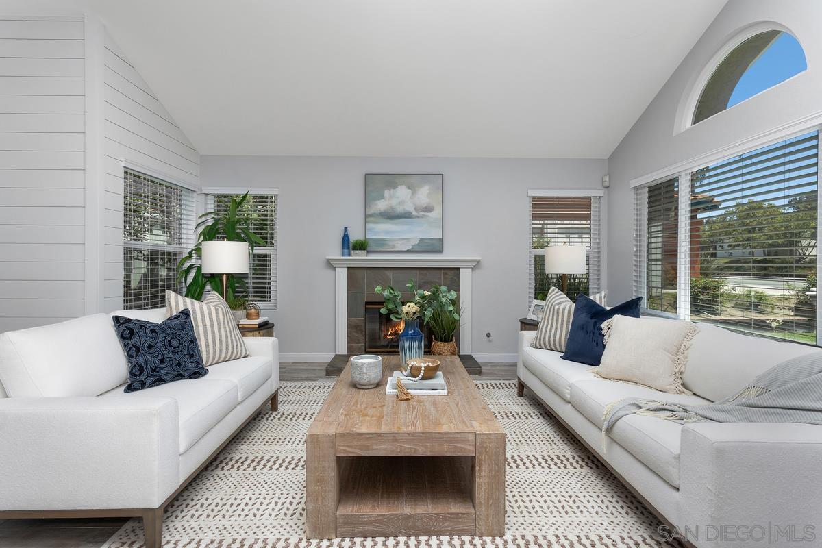 5163 Alamosa Park Dr