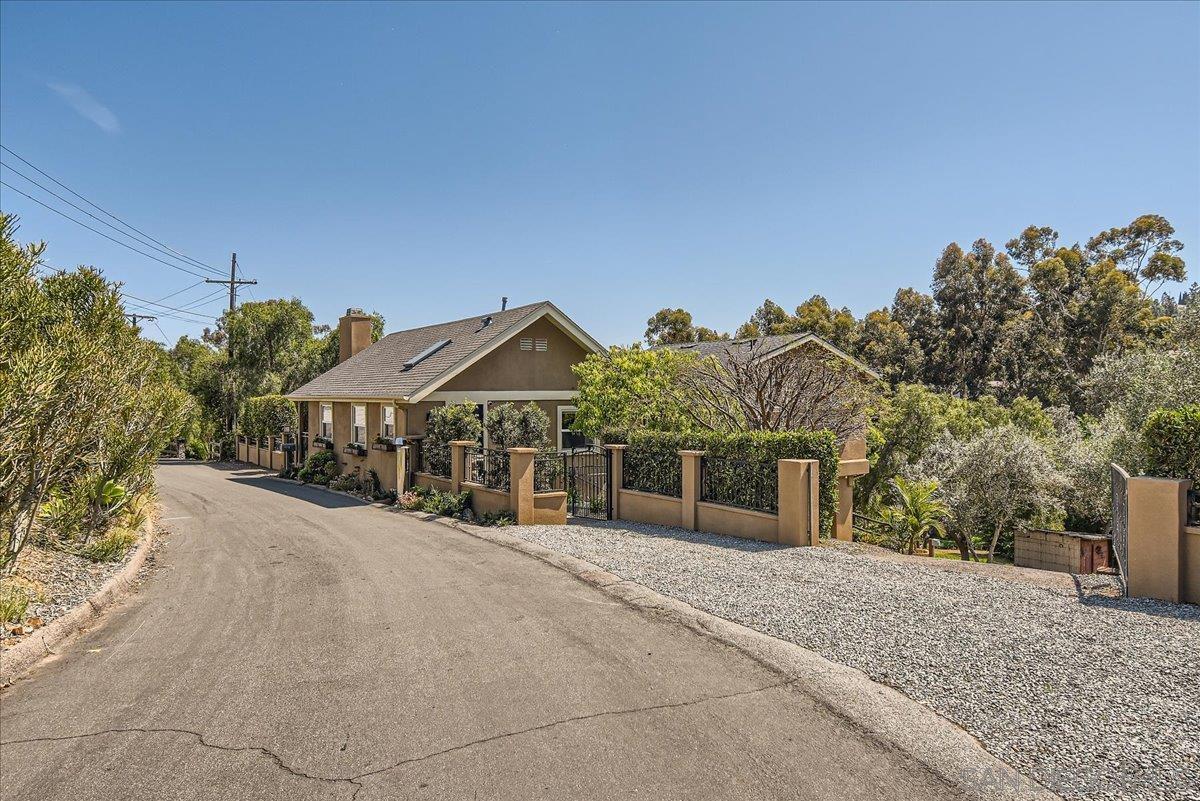 4359 Date Ave