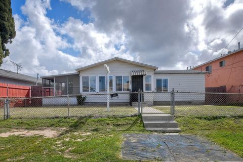 915 S 39Th St San Diego CA 92113