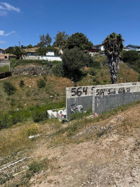 564 S 66th