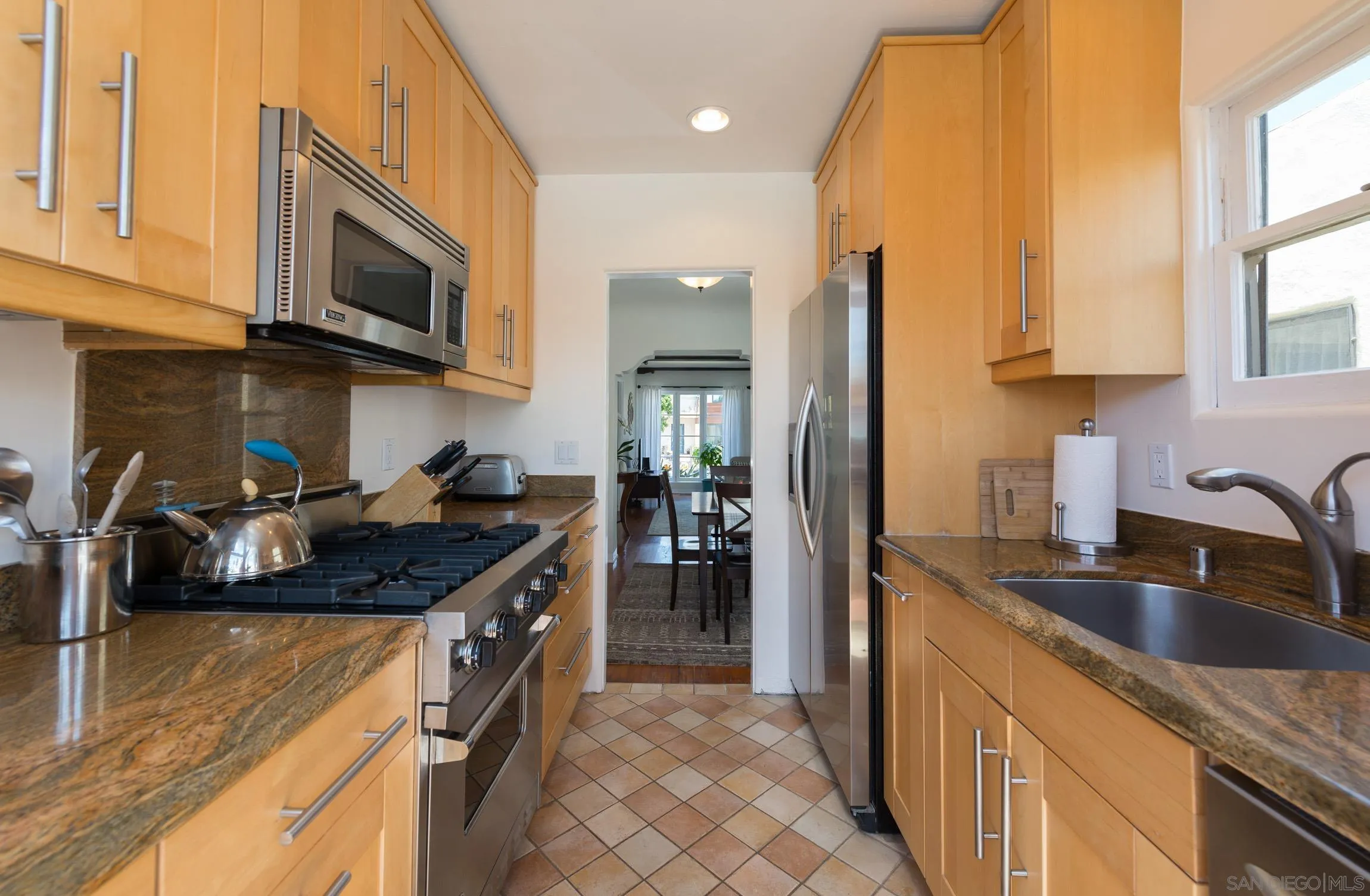 La Jolla, California 92037, United States, 2 Bedrooms Bedrooms, ,1 BathroomBathrooms,Residential,Active,98847