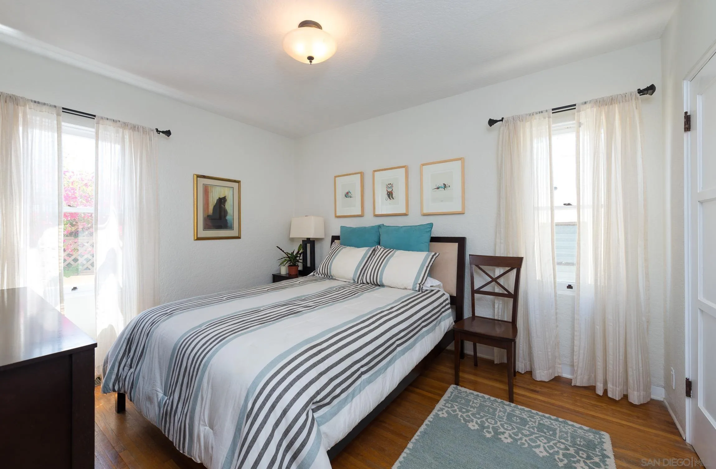 La Jolla, California 92037, United States, 2 Bedrooms Bedrooms, ,1 BathroomBathrooms,Residential,Active,98847