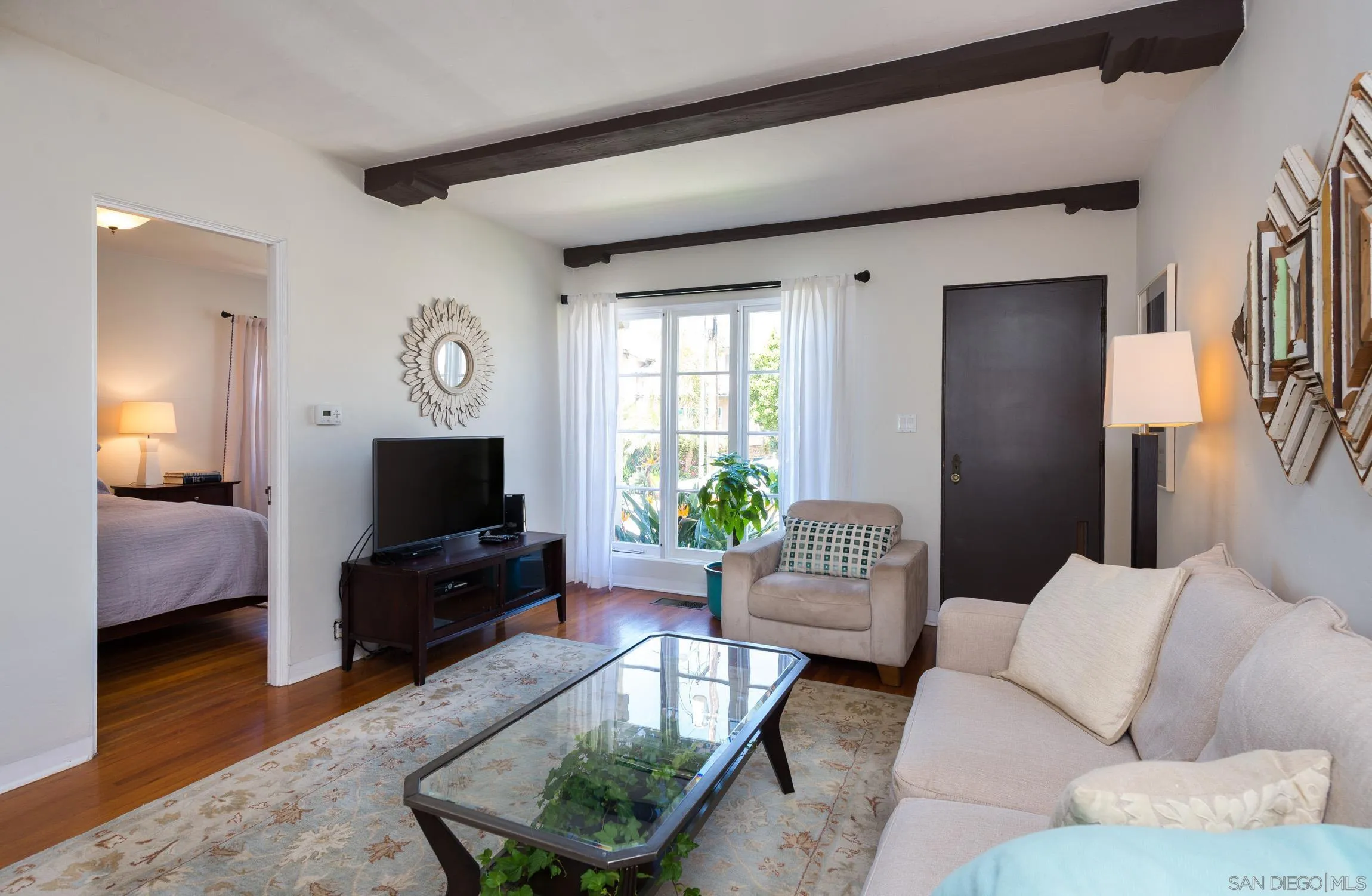 La Jolla, California 92037, United States, 2 Bedrooms Bedrooms, ,1 BathroomBathrooms,Residential,Active,98847