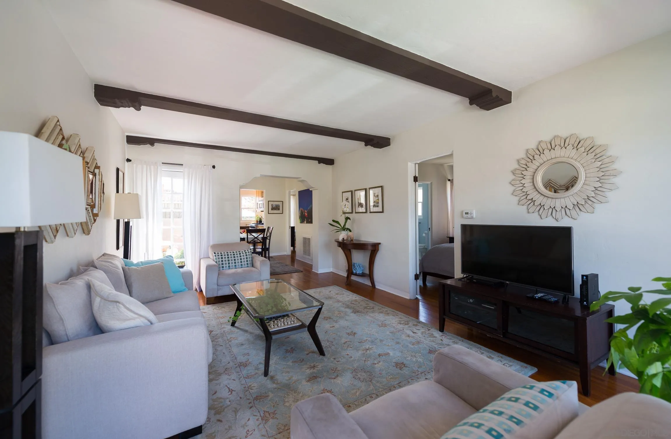 La Jolla, California 92037, United States, 2 Bedrooms Bedrooms, ,1 BathroomBathrooms,Residential,Active,98847