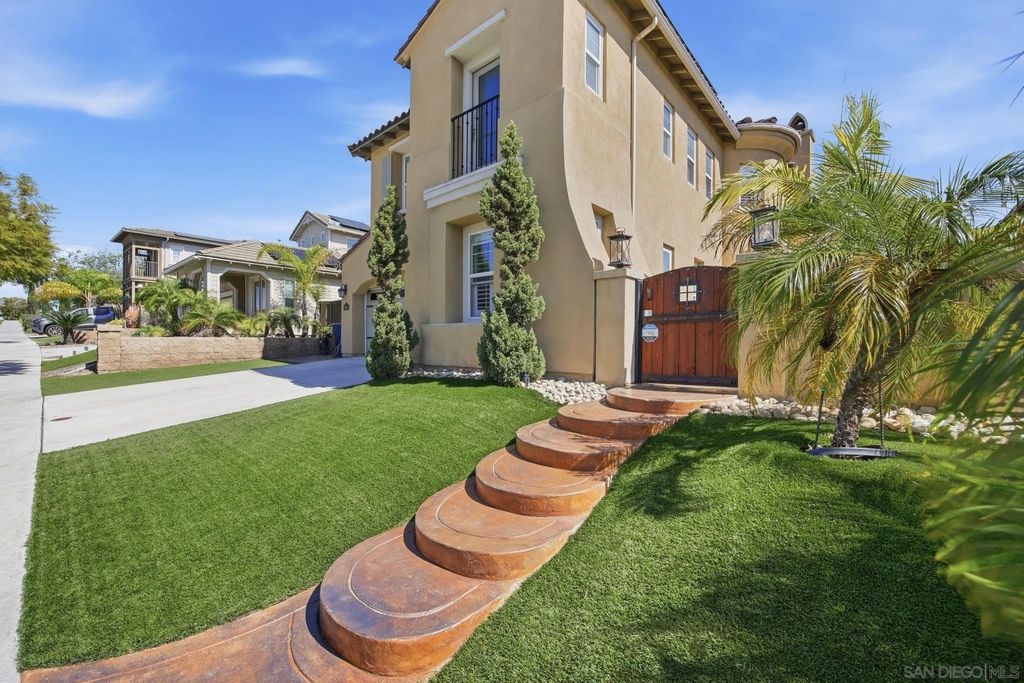 Photo of 1811 Crossroads St, Chula Vista, CA 91915 (MLS # 260005954)