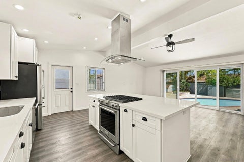 Photo of 669 Melrose Ave, Chula Vista, CA 91910 (MLS # 260023468)