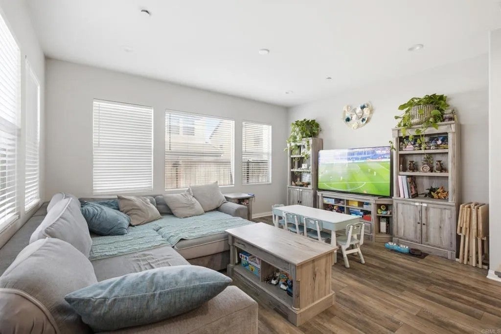 1108 Camino Prado