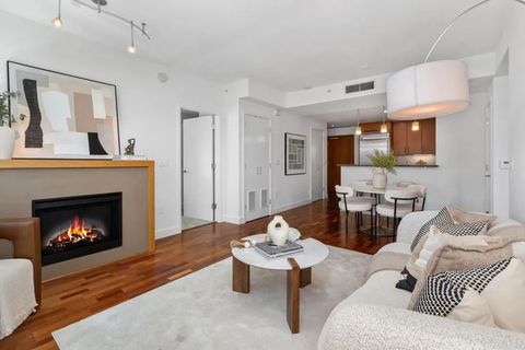 Tiny photo for 325 7th Avenue #609, San Diego, CA 92101 (MLS # NDP2506520)