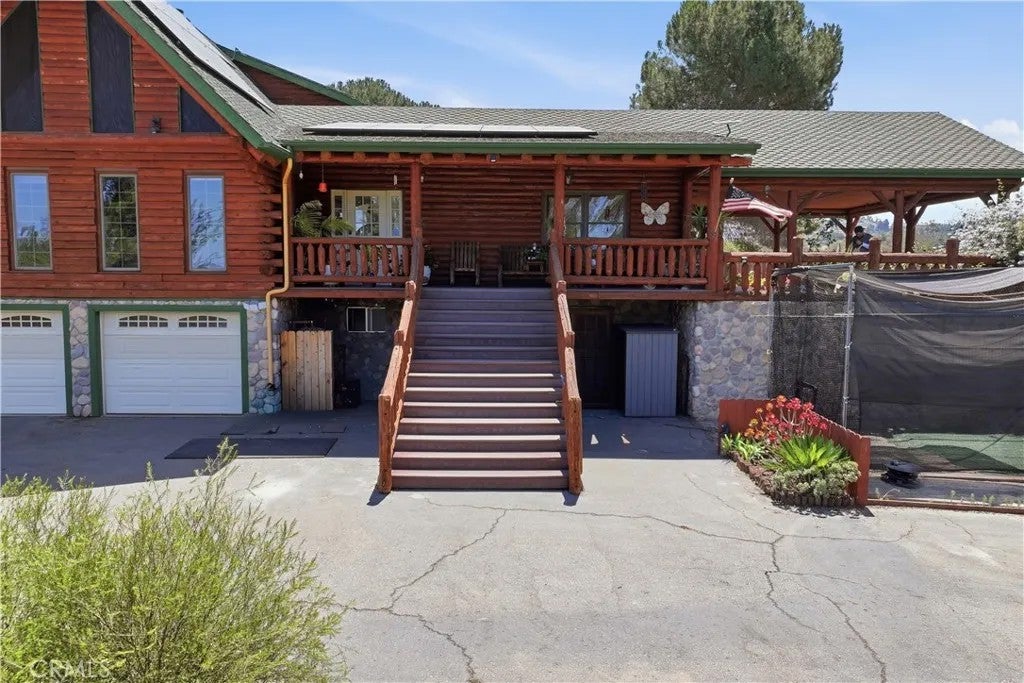 525 Calle Encanto