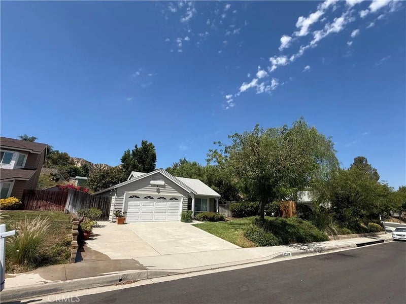 32035 GREEN HILL Drive