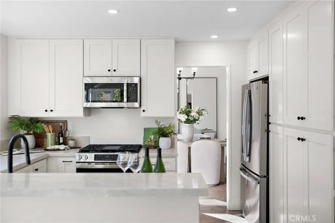 Tiny photo for 10 Serenity Ln, Laguna Niguel, CA 92677 (MLS # OC25250814)