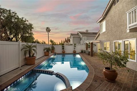 Tiny photo for 10 Serenity Ln, Laguna Niguel, CA 92677 (MLS # OC25250814)