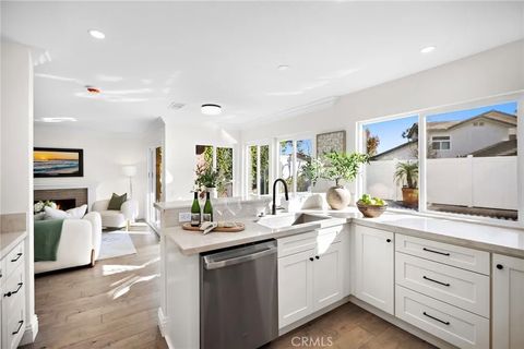 Tiny photo for 10 Serenity Ln, Laguna Niguel, CA 92677 (MLS # OC25250814)