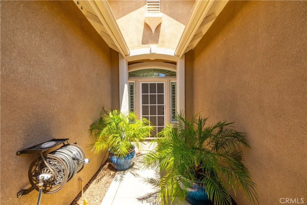 39372 Beringer Drive