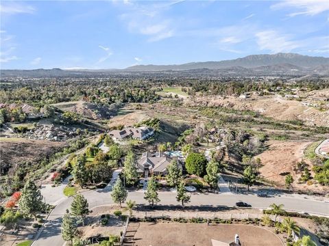 Tiny photo for 6872 Chartwell Dr, Riverside, CA 92506 (MLS # IV25275367)