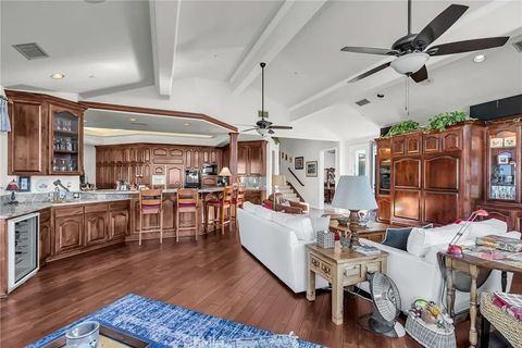 Tiny photo for 6872 Chartwell Dr, Riverside, CA 92506 (MLS # IV25275367)